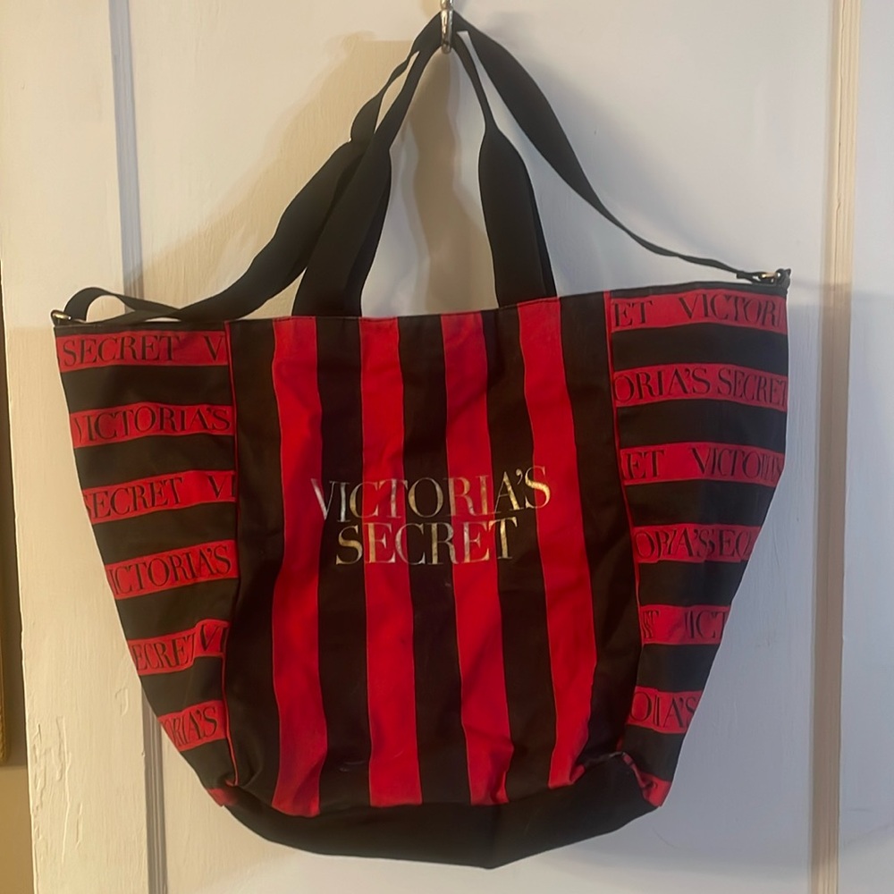 EUC Victoria’s Secret bag